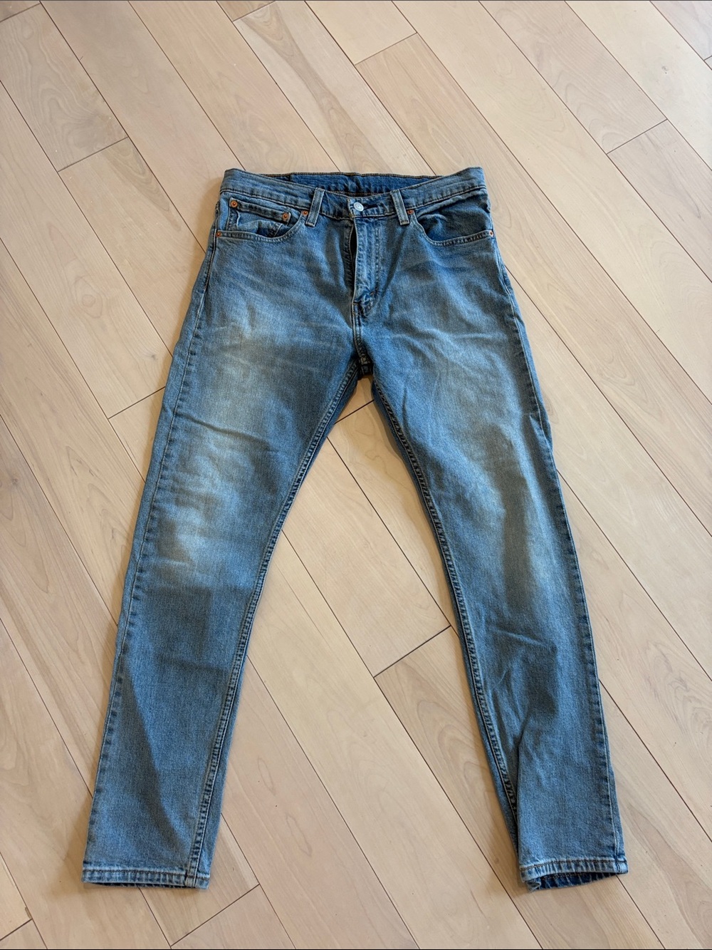 Men's Slim Fit Blue Jeans 34x32 NEW Never worn